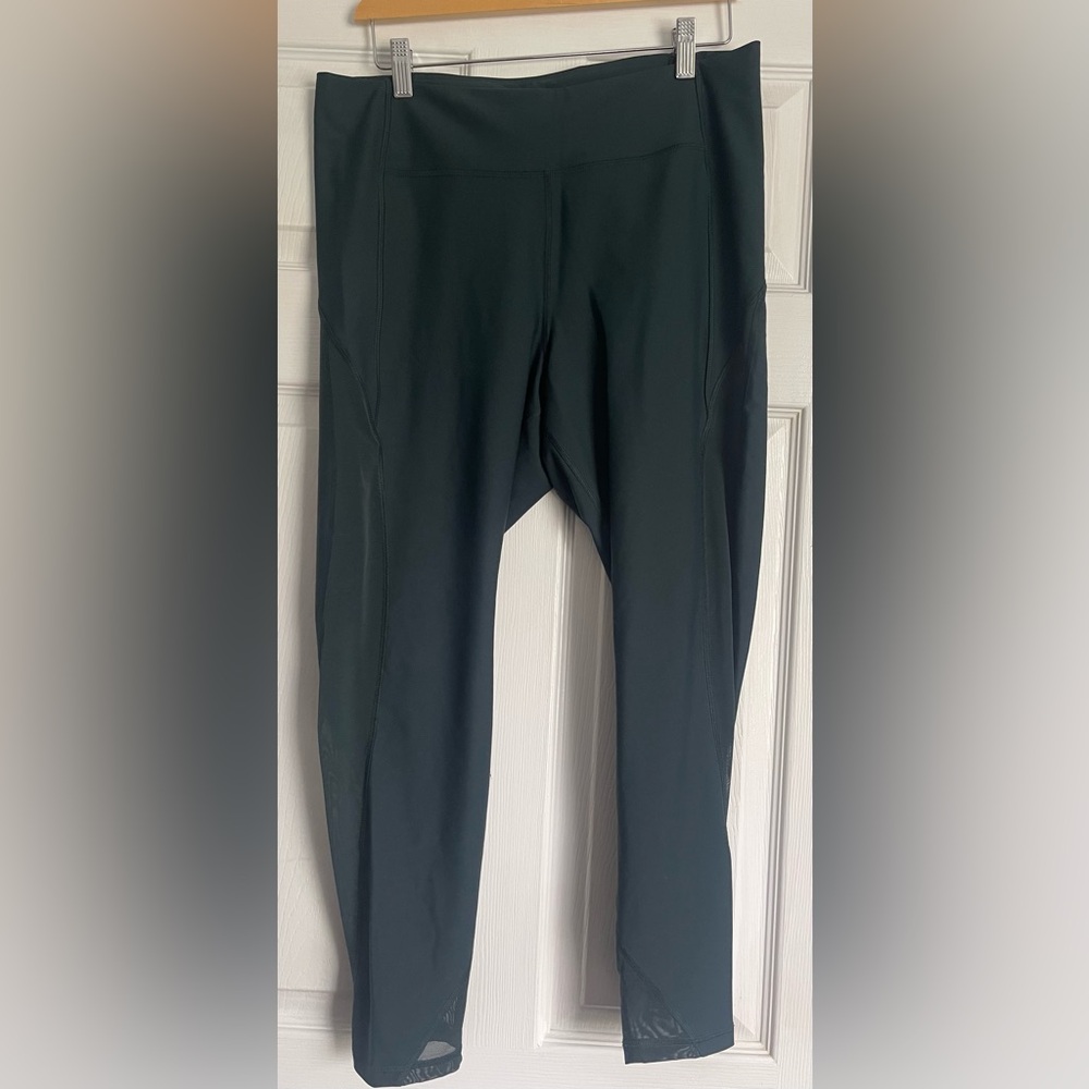 Old Navy Powersoft Leggings with Mesh Detail - Dark Green